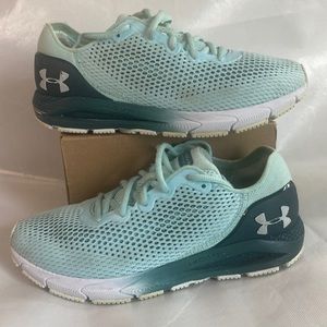 Under Armour Women's HOVR Sonic 4 Running Sneakers Breeze Size 8.5